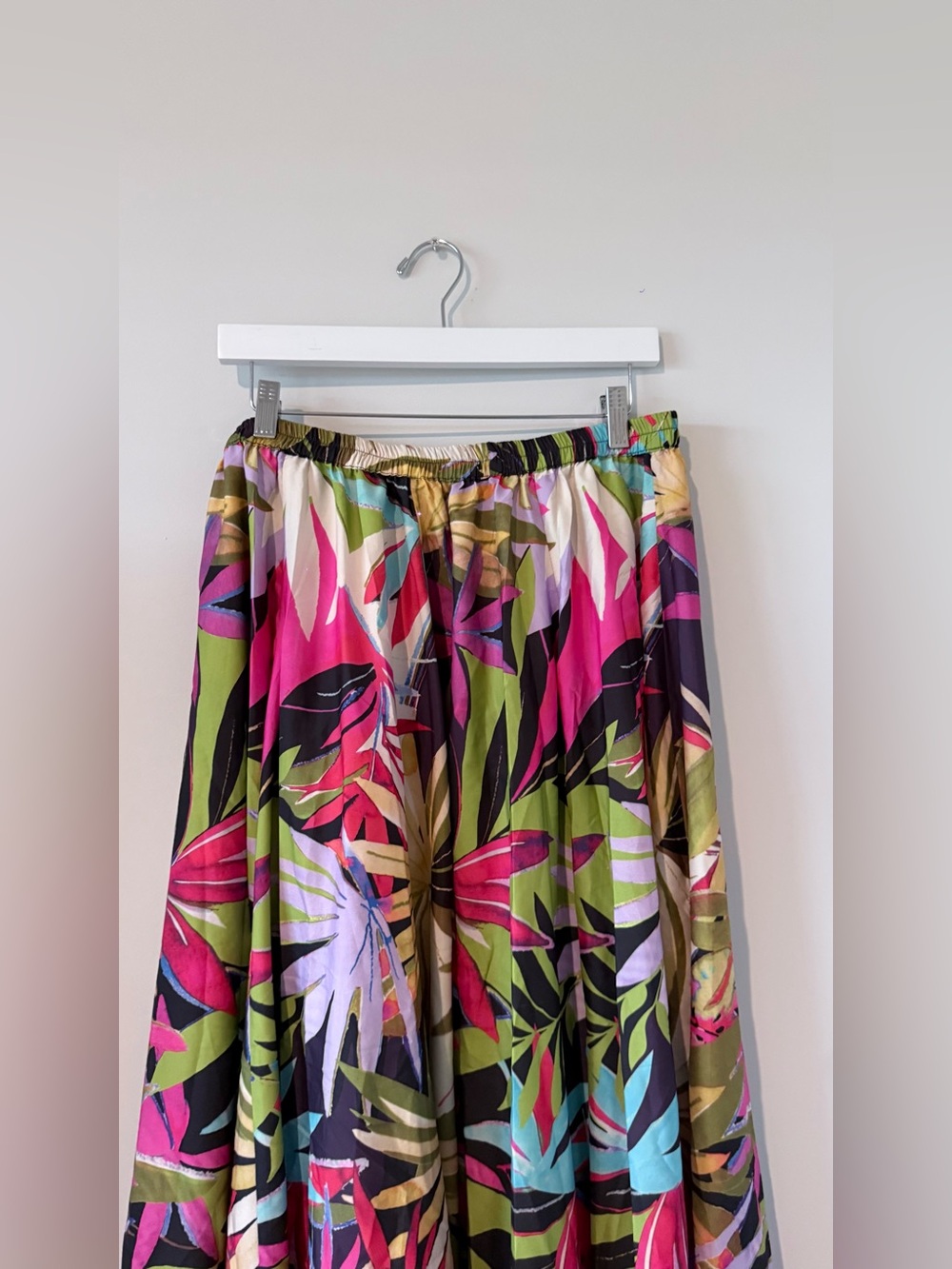 Rachel Tropical Two-Piece Skirt Set in Pink, Green & Black - Picture 3 of 13
